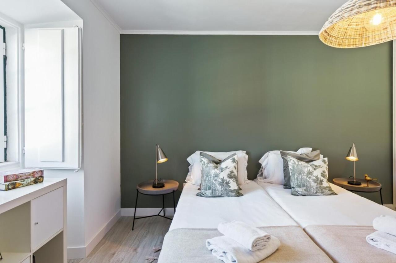 Stunning 2 Bedroom Apartment Near Belem Lisbon Bagian luar foto